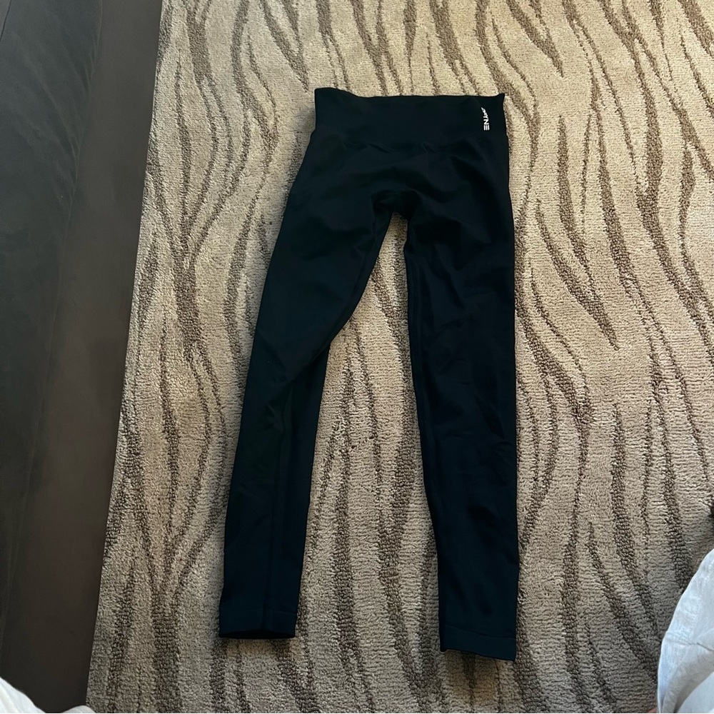 Dfyne impact leggings small
